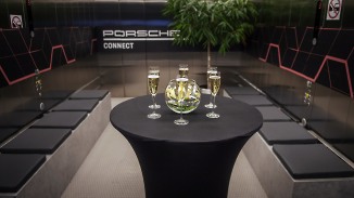 Porsche Connect