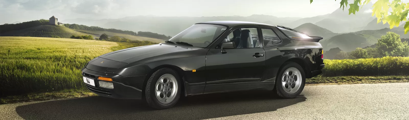 Porsche 944 – на прямой к успеху с большей мощностью!