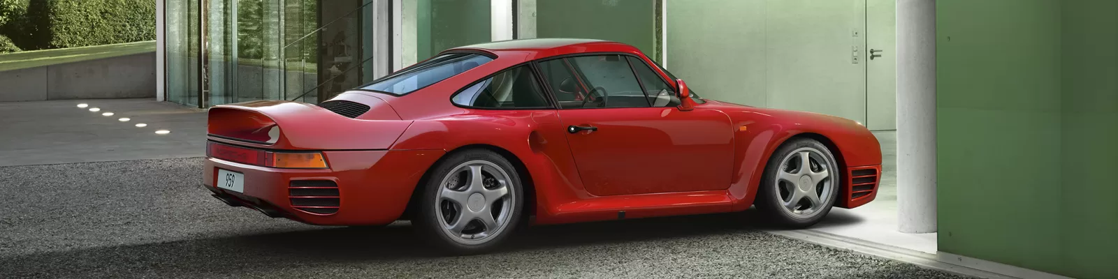 Porsche 959 – классика снаружи, технологии внутри